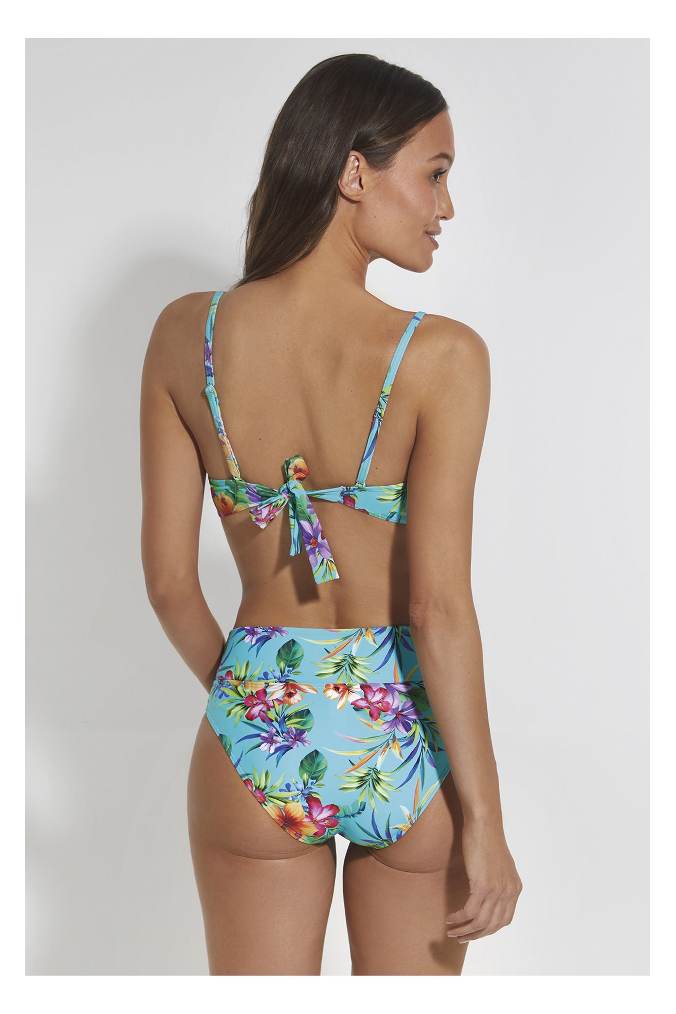 Bikini bandeau y sujeción