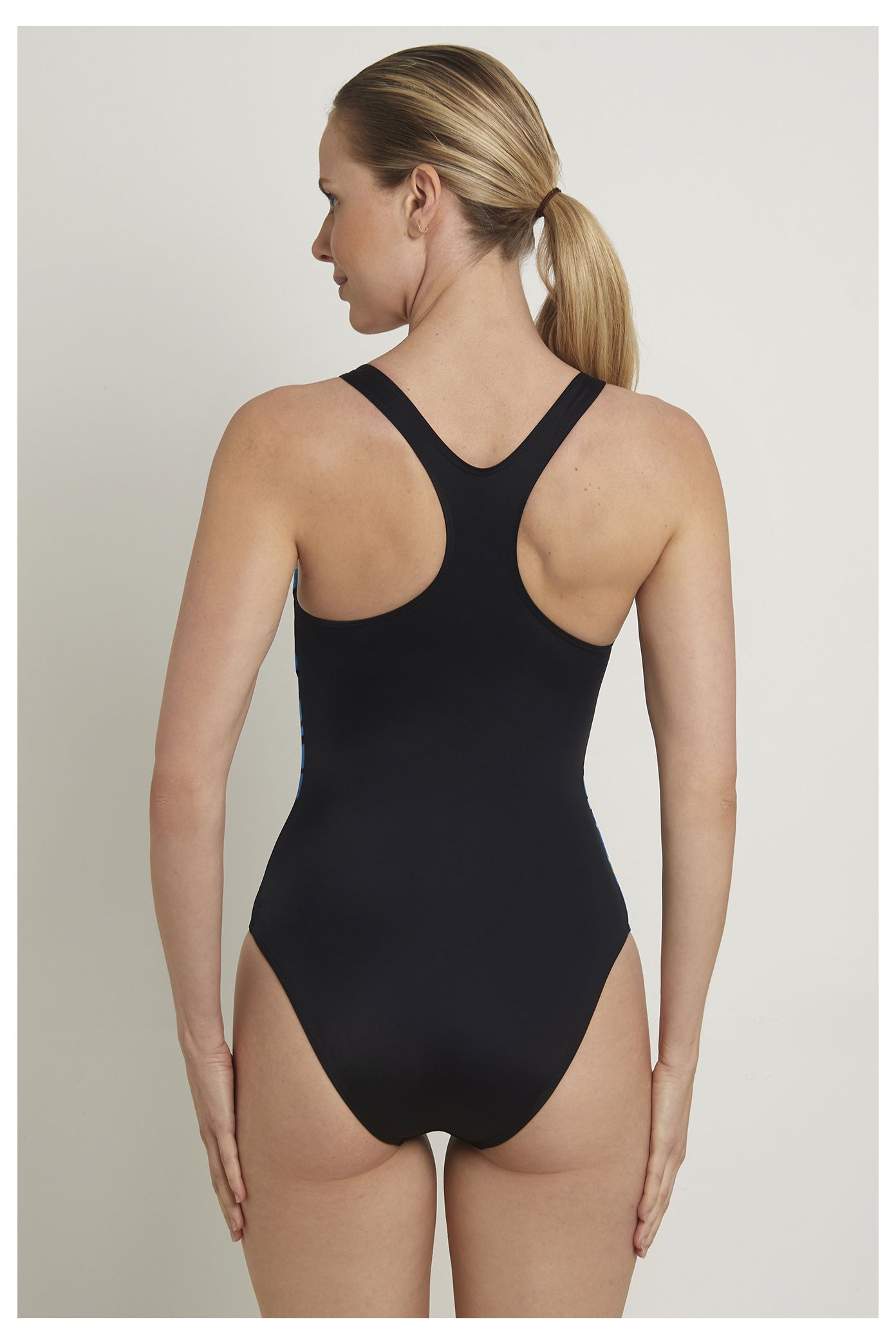 Bañador natación y confort