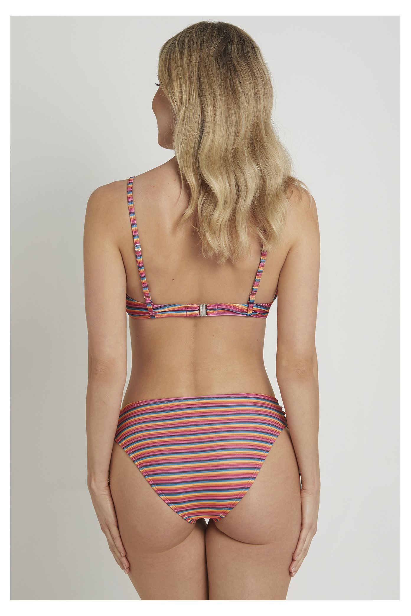 Bikini triángulo adaptable